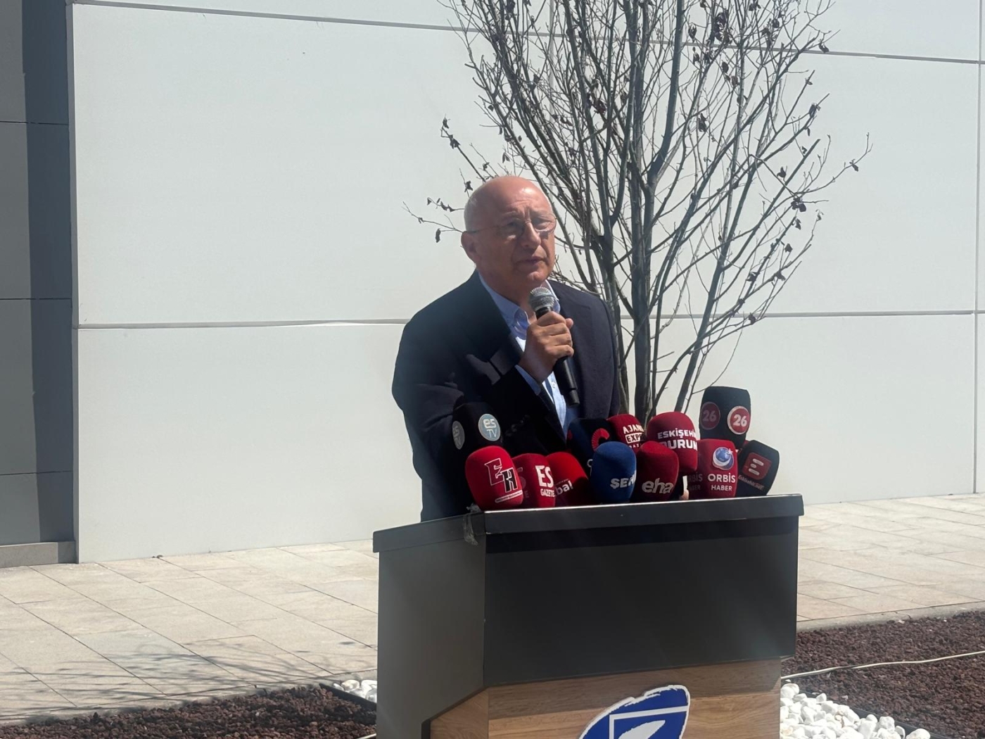 UTKU ÇAKIRÖZER2-i6a8eb91a59921.jpg